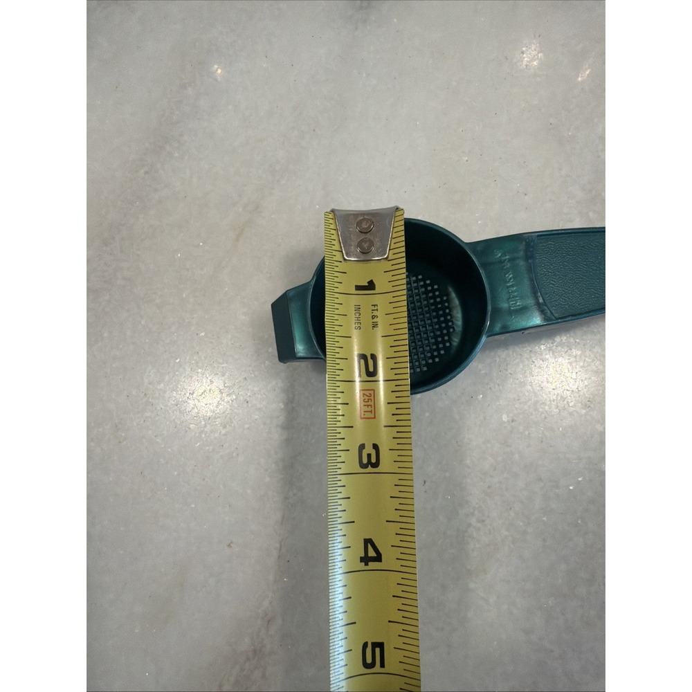 Tupperware Mini Sifter / Tea Strainer - Picture 7 of 7